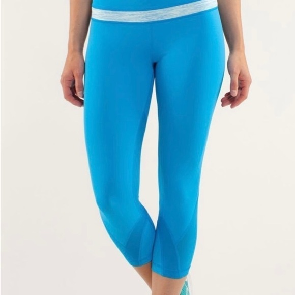 Lululemon Run: Inspire Crop 4
Beach Blanket Blue Wee Are From Space Aquamarine - Picture 5 of 11